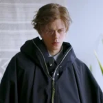 bill-skarsgard-protagonista-physint-mundo-smart