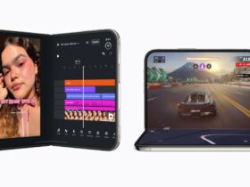 Dois iPhone Duo mostram uma aplicação de edição de vídeo e um jogo adaptados aos ecrãs dobráveis.