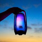 jbl-pulse-6-luzes-360-som-usb-c-mundo-smart