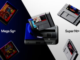 Consolas Super Nt+ e Mega Sg+ rodeadas por cartuchos de Super Nintendo e Sega Genesis.